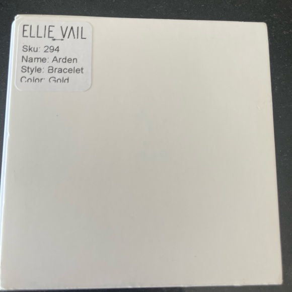 Ellie Vail bracelet - Picture 3 of 3